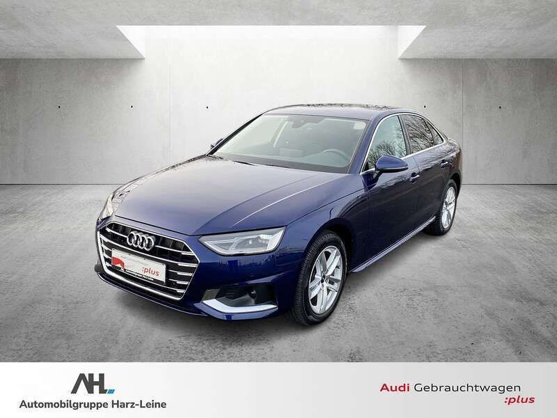 Blau Gebraucht 2023 Audi A4 Advanced Limousine | 29.356 € (Superpreis) - Bild 1/4