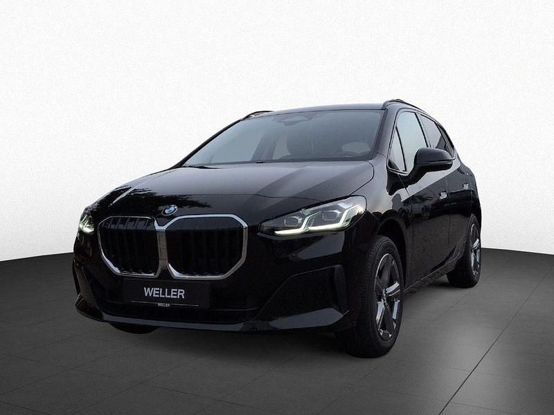 Neu BMW 218 Comfort Edition 136 PS (100 kW) 2025 Black sapphire (schwarz) Van / Kleinbus