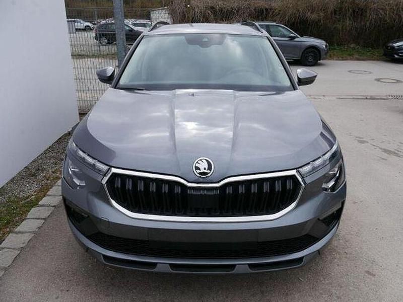Neu Skoda Kamiq Selection 2026 Grau SUV