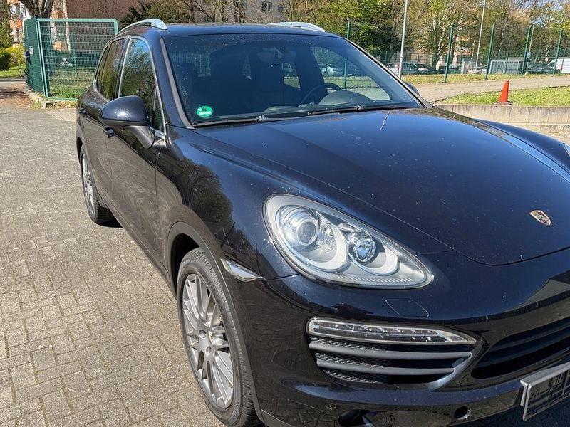 Gebraucht Porsche Cayenne S 400 PS (294 kW) 2010 Schwarz SUV