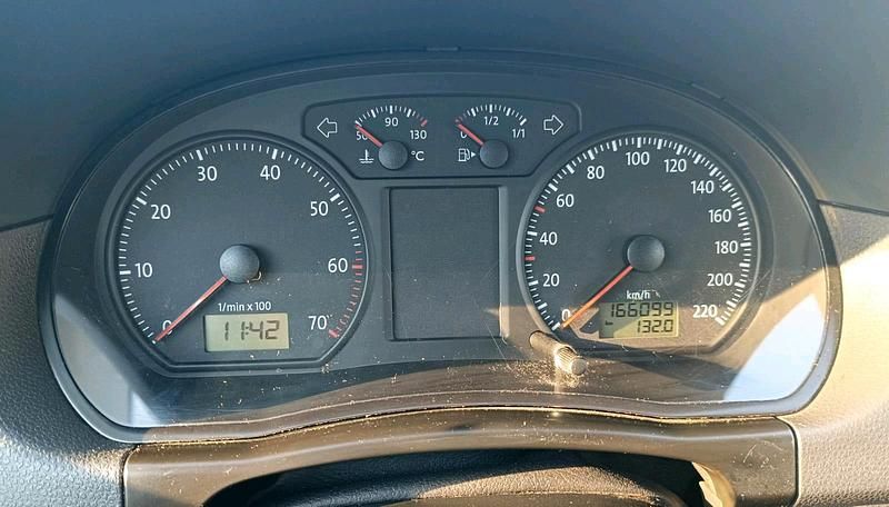 Gebraucht VW Polo 69 PS (50 kW) 2009 Schwarz Kleinwagen