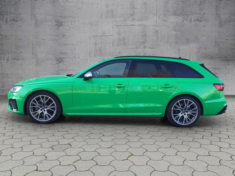 Gebraucht Audi S4 Ambiente 341 PS (250 kW) 2023 Individuallackierungen audi exclusive Kombi