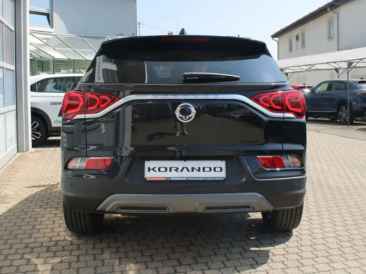 Nuova KGM Korando 163 CV (119 kW) 2026 Nero SUV