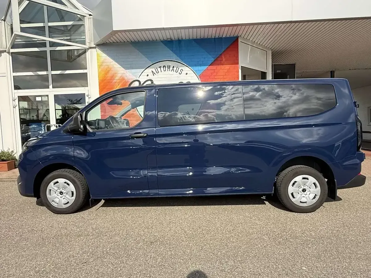 Occasion Ford Transit Custom Trend 136 ch (100 kW) 2024 Bleue Break