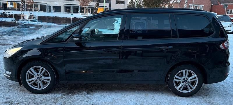 Gebraucht Ford Galaxy 100 PS (73 kW) 2018 Schwarz Van / Kleinbus