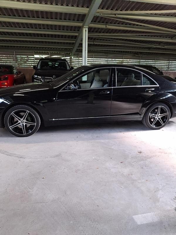 Gebraucht Mercedes S350 306 PS (225 kW) 2012 Schwarz Limousine