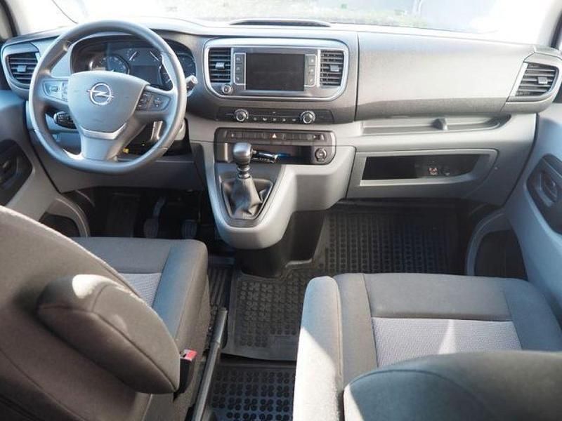 Gebraucht Opel Zafira 144 PS (105 kW) 2022 Mondstein grau/e:vulkan grau (metallic) Van / Kleinbus