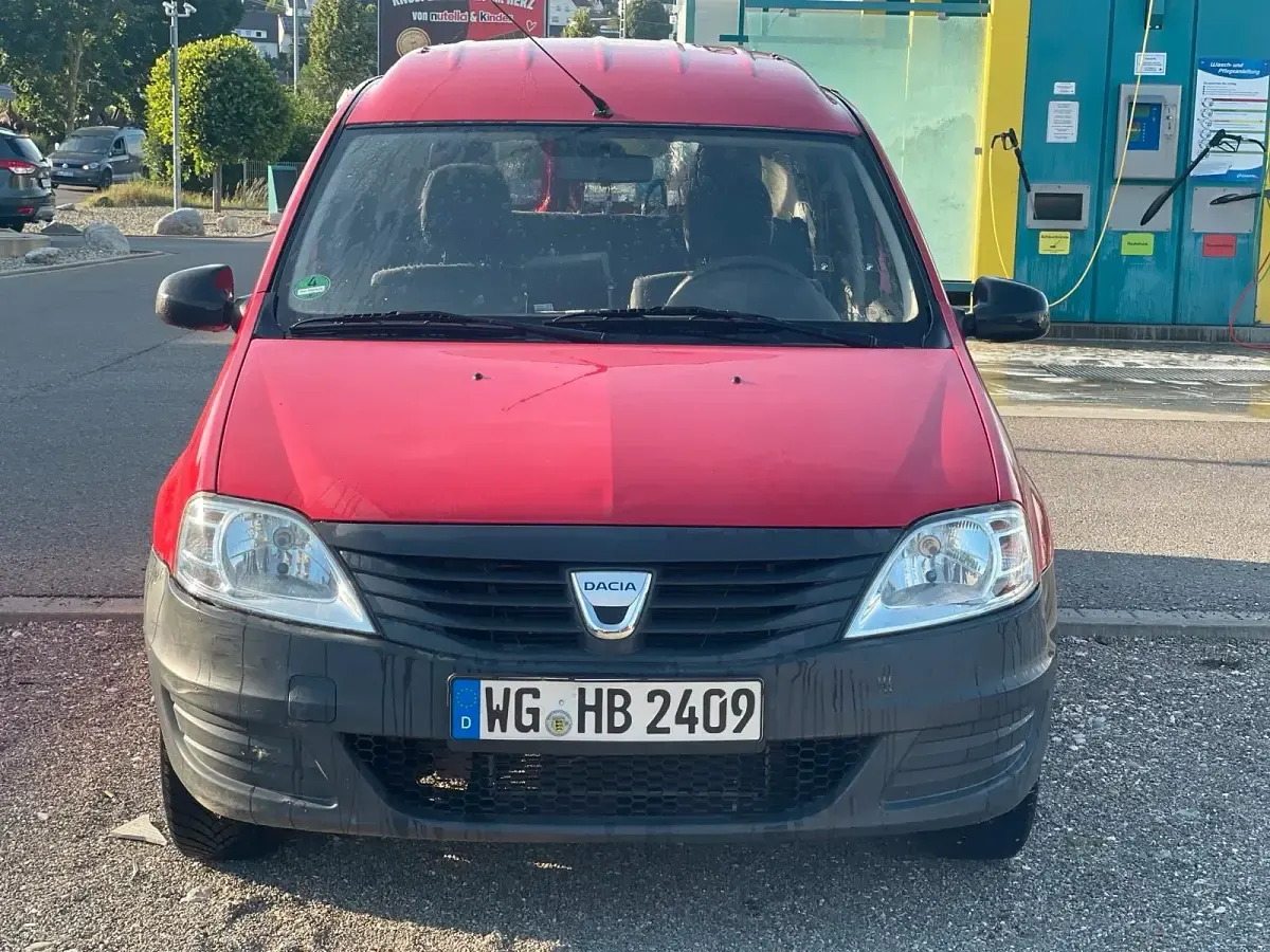 Gebraucht Dacia Logan 75 PS (55 kW) 2009 Rot Van / Kleinbus