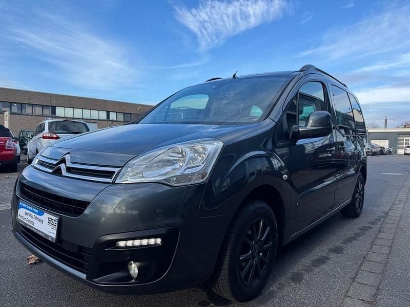 Gebraucht 2017 Citroën Berlingo Shine Van / Kleinbus | 7.990 € (Fairer Preis) - Bild 1/4