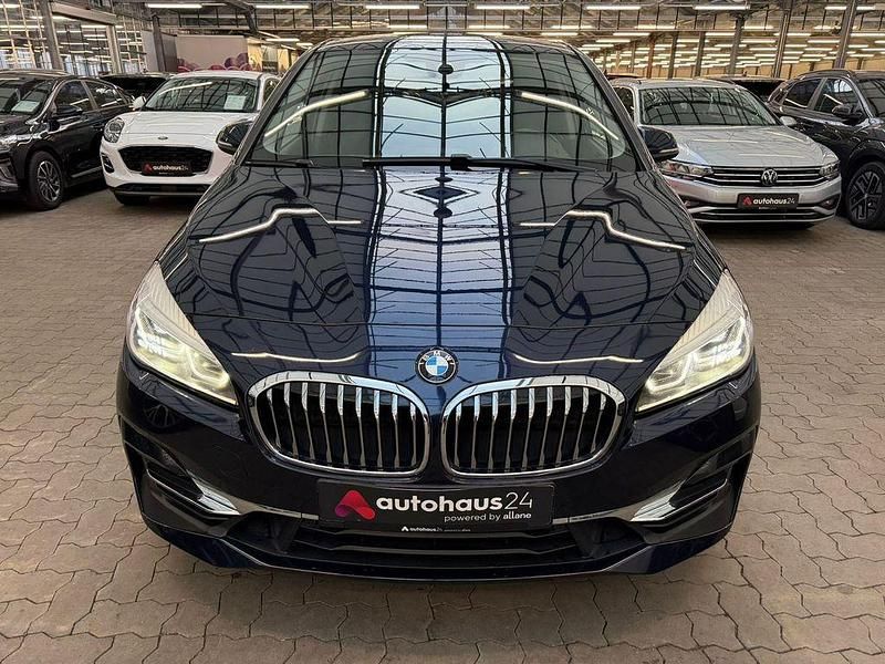 Gebraucht BMW 220 Active Tourer Luxury Line 192 PS (141 kW) 2018 Blau Van / Kleinbus