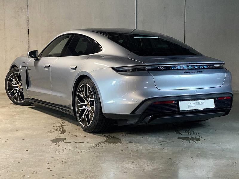 Gebraucht Porsche Taycan GTS Sport 439 kW (598 PS) 2023 Dolomitsilbermetallic Limousine