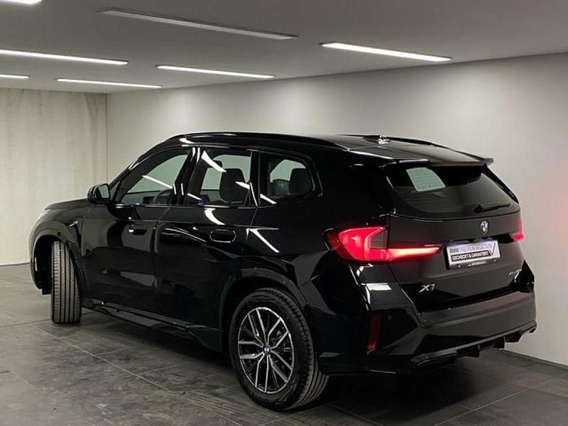 Gebraucht BMW X1 163 PS (119 kW) 2025 Saphirschwarz (metallic) SUV