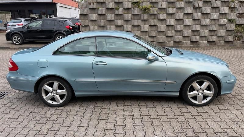 Gebraucht Mercedes CLK200 163 PS (119 kW) 2003 Blau Coupé