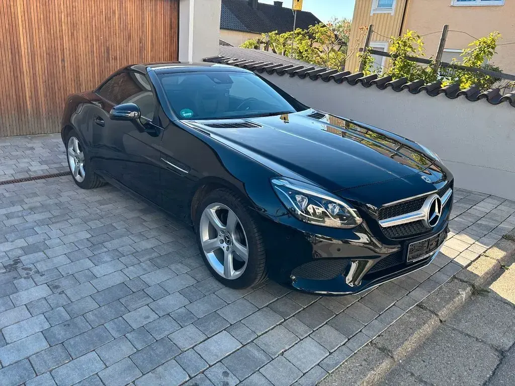 Gebraucht Mercedes SLC200 Edition 184 PS (135 kW) 2019 Schwarz Cabrio