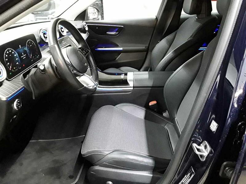 Gebraucht Mercedes C220 Avantgarde 200 PS (147 kW) 2022 Cavansitblau metallic Kombi