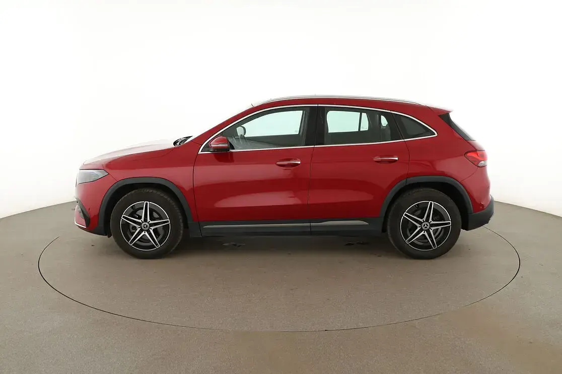 Gebraucht Mercedes EQA350 AMG line 214 kW (292 PS) 2023 Rot SUV