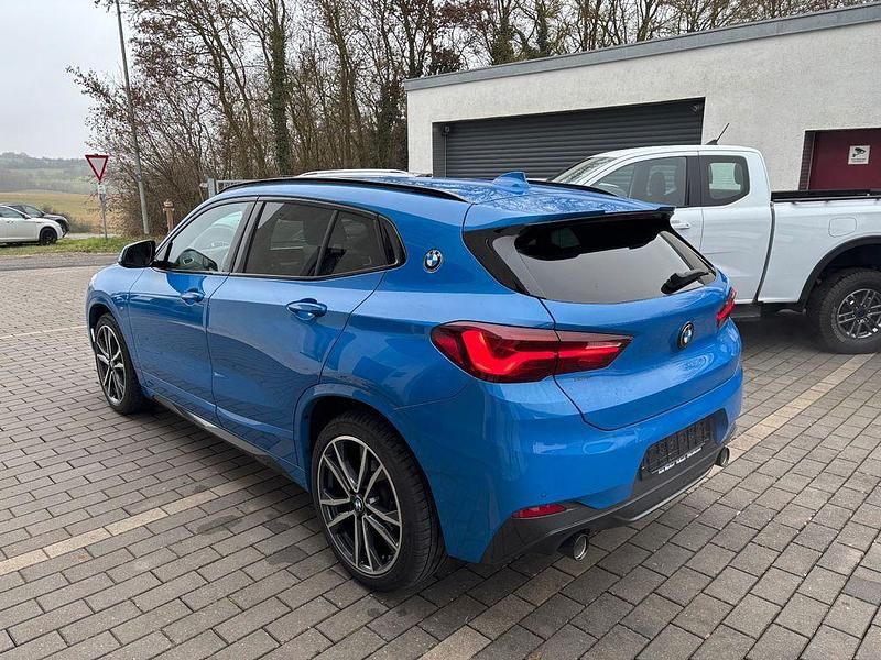 Gebraucht BMW X2 M Sport 150 PS (110 kW) 2022 Blau SUV