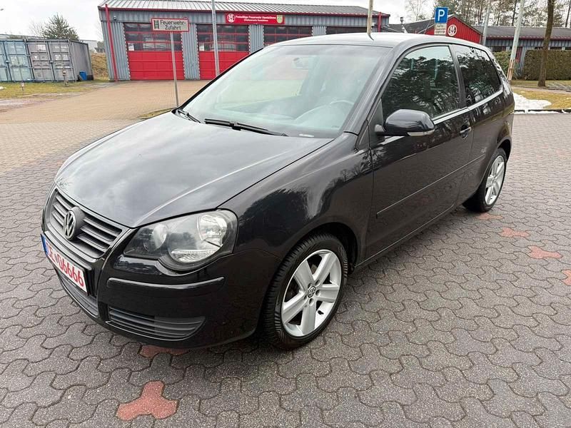 Second-hand VW Polo Black Edition 60 CP (44 kW) 2009 Negru Hatchback