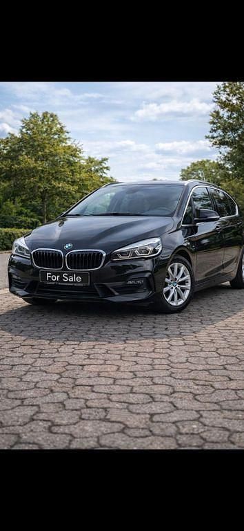 Gebraucht BMW 218 Active Tourer Advantage 150 PS (110 kW) 2021 Schwarz Van / Kleinbus