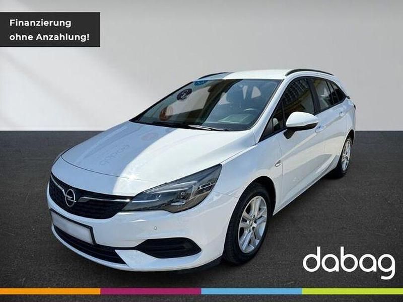 Weiß Gebraucht 2019 Opel Astra Kombi | 9.990 € (Etwas zu teuer) - Bild 1/4