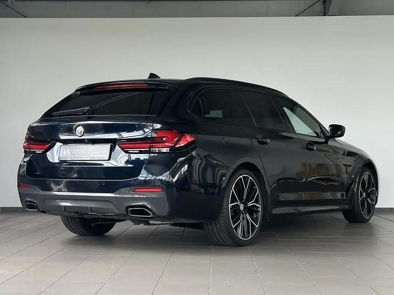 Gebraucht BMW 540 Performance 340 PS (250 kW) 2023 Schwarz carbonschwarz Limousine