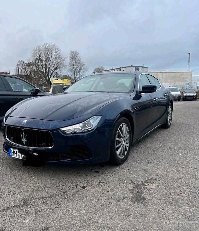 Gebraucht Maserati Ghibli 409 PS (300 kW) 2016 Blau Limousine
