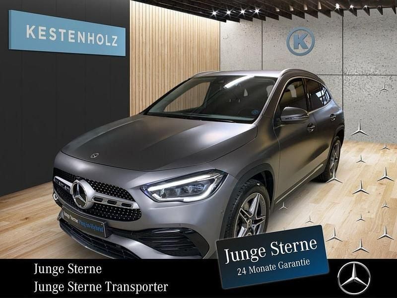 Grau Gebraucht 2021 Mercedes GLA250 AMG SUV | 30.688 € (Guter Preis) - Bild 1/4
