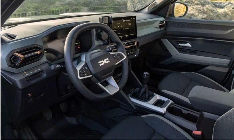 Gebraucht Dacia Duster Expression 131 PS (96 kW) 2024 Beige SUV