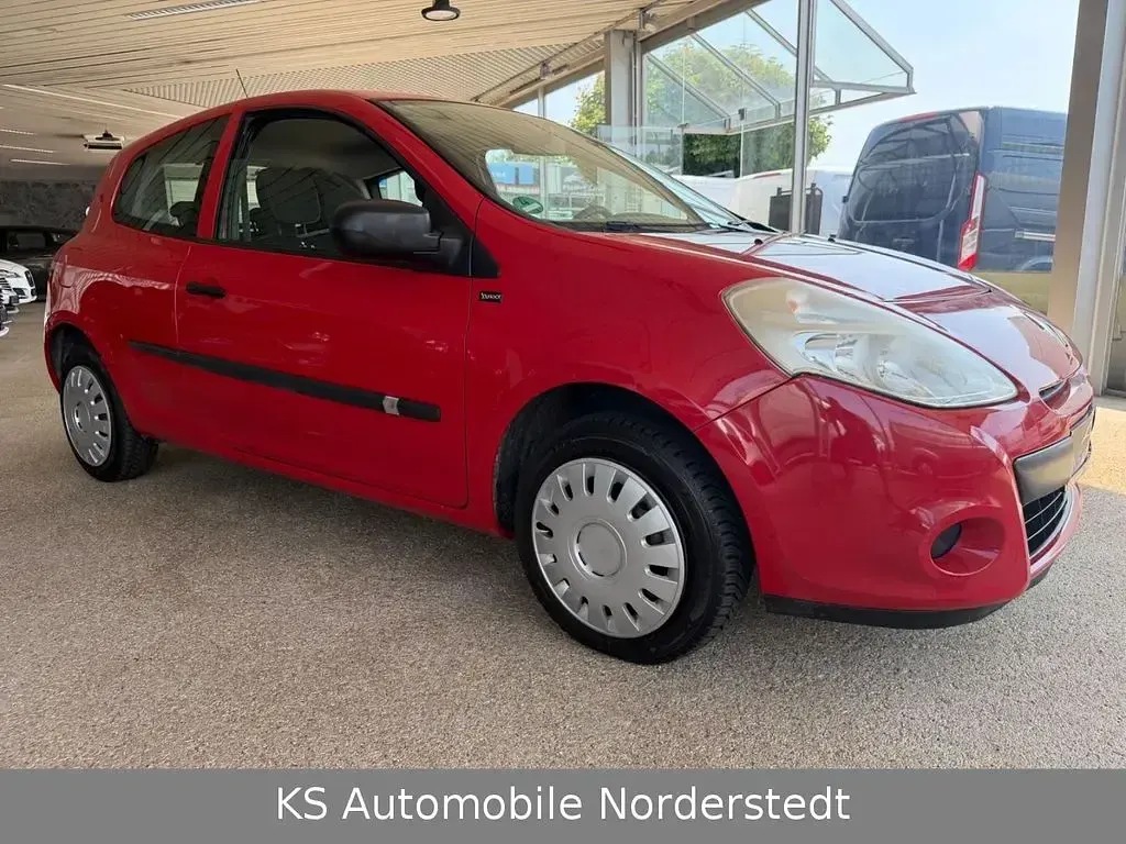 Gebraucht Renault Clio III 75 PS (55 kW) 2012 Rot Van / Kleinbus