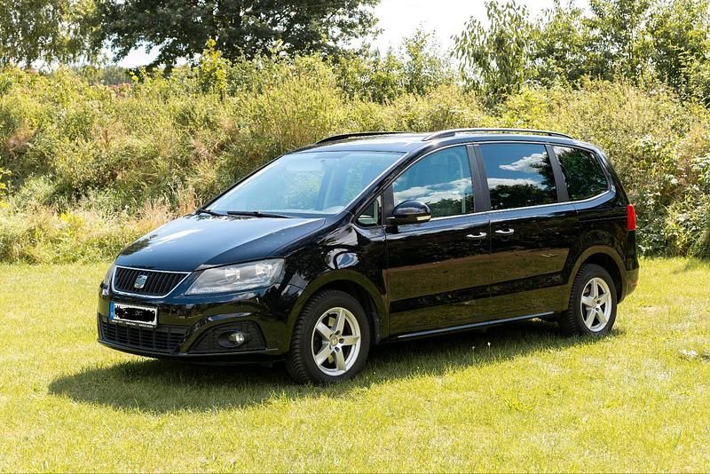 Schwarz Gebraucht 2011 Seat Alhambra Van / Kleinbus | 6.500 € (Superpreis) - Bild 1/4