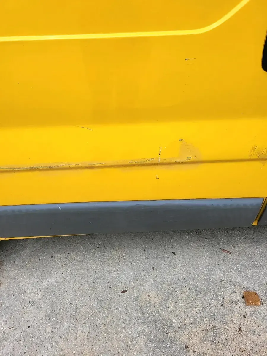 Gebraucht Opel Vivaro 80 PS (58 kW) 2004 Gelb Van / Kleinbus
