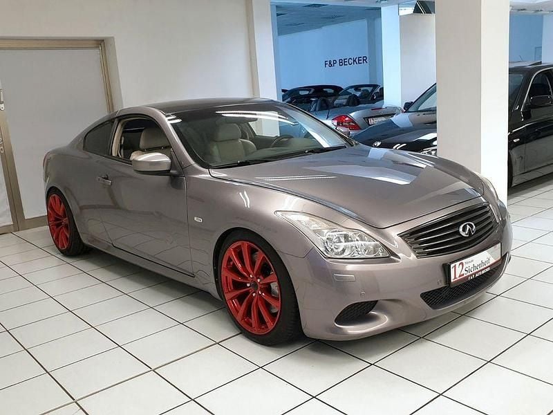 Gebraucht Infiniti G37 320 PS (235 kW) 2011 New titanium grey Coupé