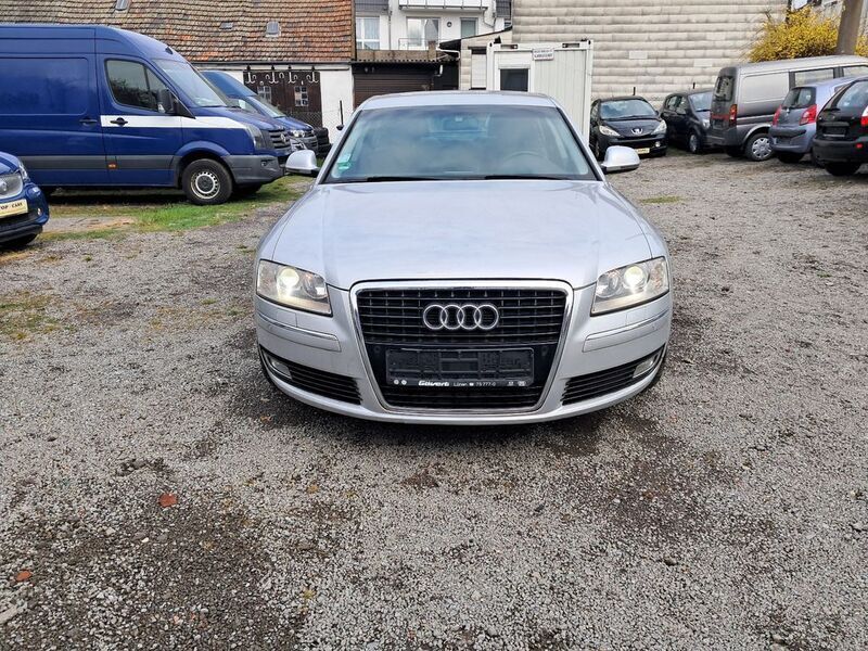 Silber Gebraucht 2008 Audi A8 Sport Limousine | 5.700 € (Guter Preis) - Bild 1/4