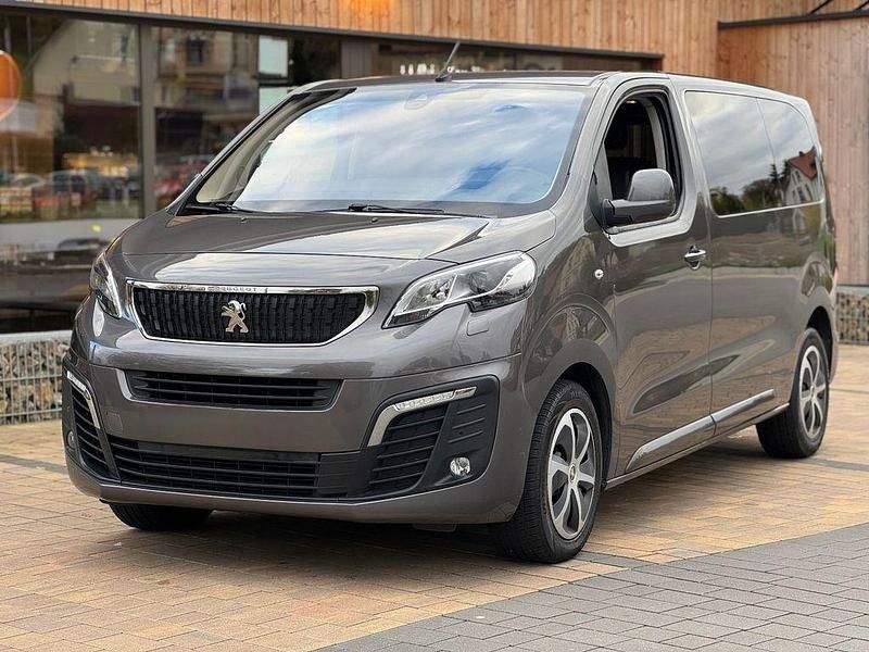Grau Gebraucht 2018 Peugeot Traveller Business-Line Van | 18.900 € (Superpreis) - Bild 1/4