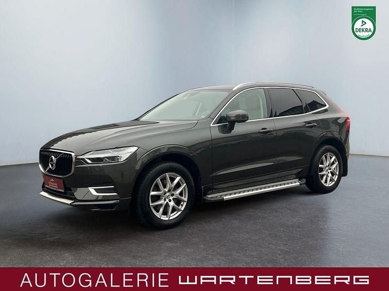 Grau Gebraucht 2018 Volvo XC60 Momentum SUV | 26.980 € (Fairer Preis) - Bild 1/4