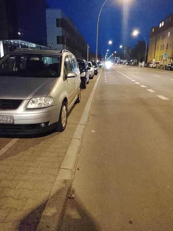 Gebraucht VW Touran 140 PS (102 kW) 2005 Silber Van / Kleinbus