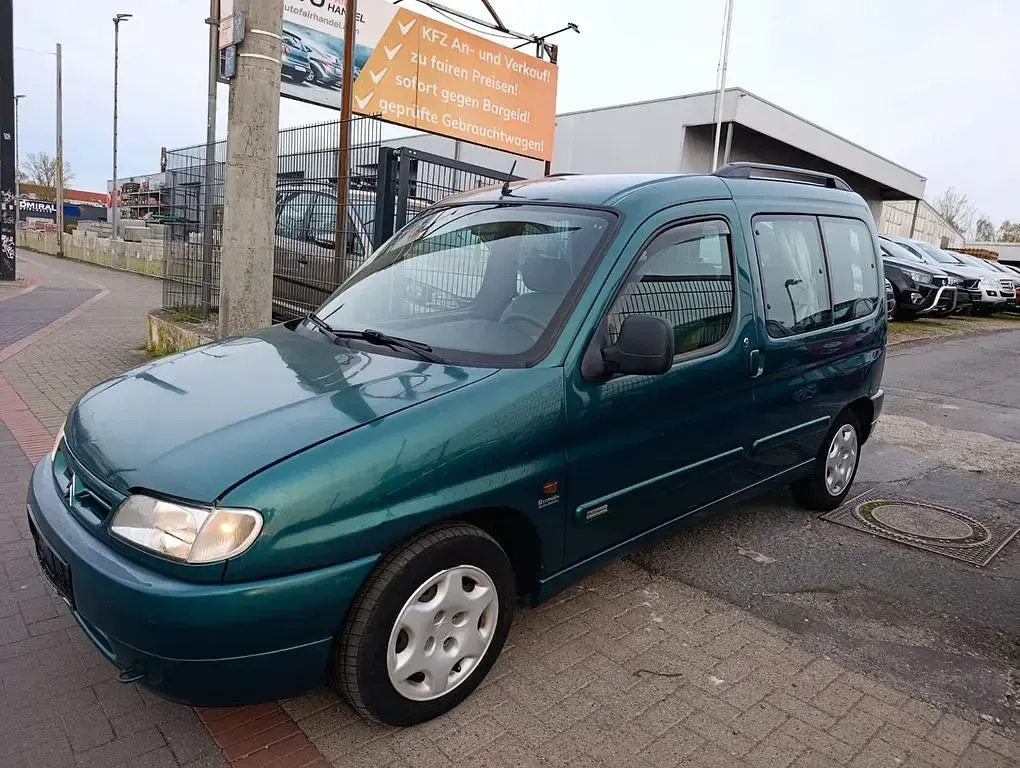 Gebraucht Citroën Berlingo 75 PS (55 kW) 1999 Grün Van / Kleinbus