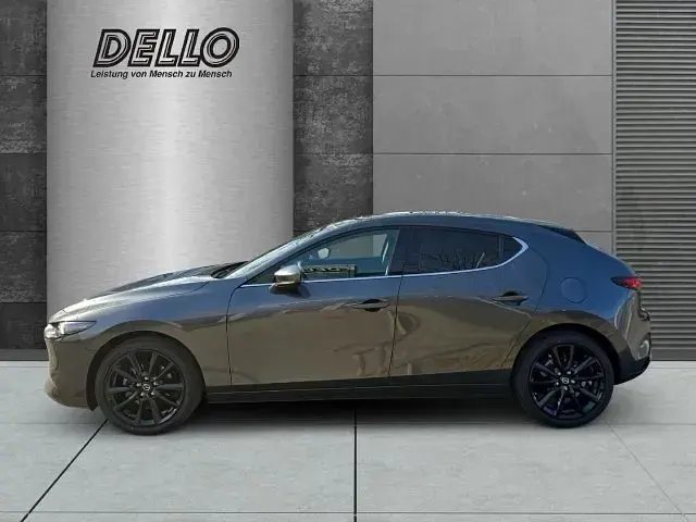 Neu Mazda 3 Exclusive-Line 186 PS (136 kW) 2025 Machine grey Limousine