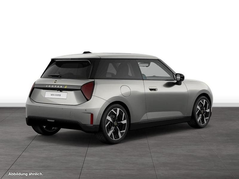 Other Gebraucht 2024 Mini Cooper SE Kleinwagen | 31.967 € (Etwas zu teuer) - Bild 1/1