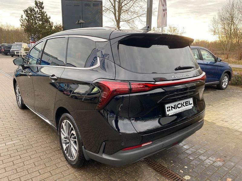 Neu DFSK Forthing 4 177 PS (130 kW) 2025 Schwarz Van / Kleinbus