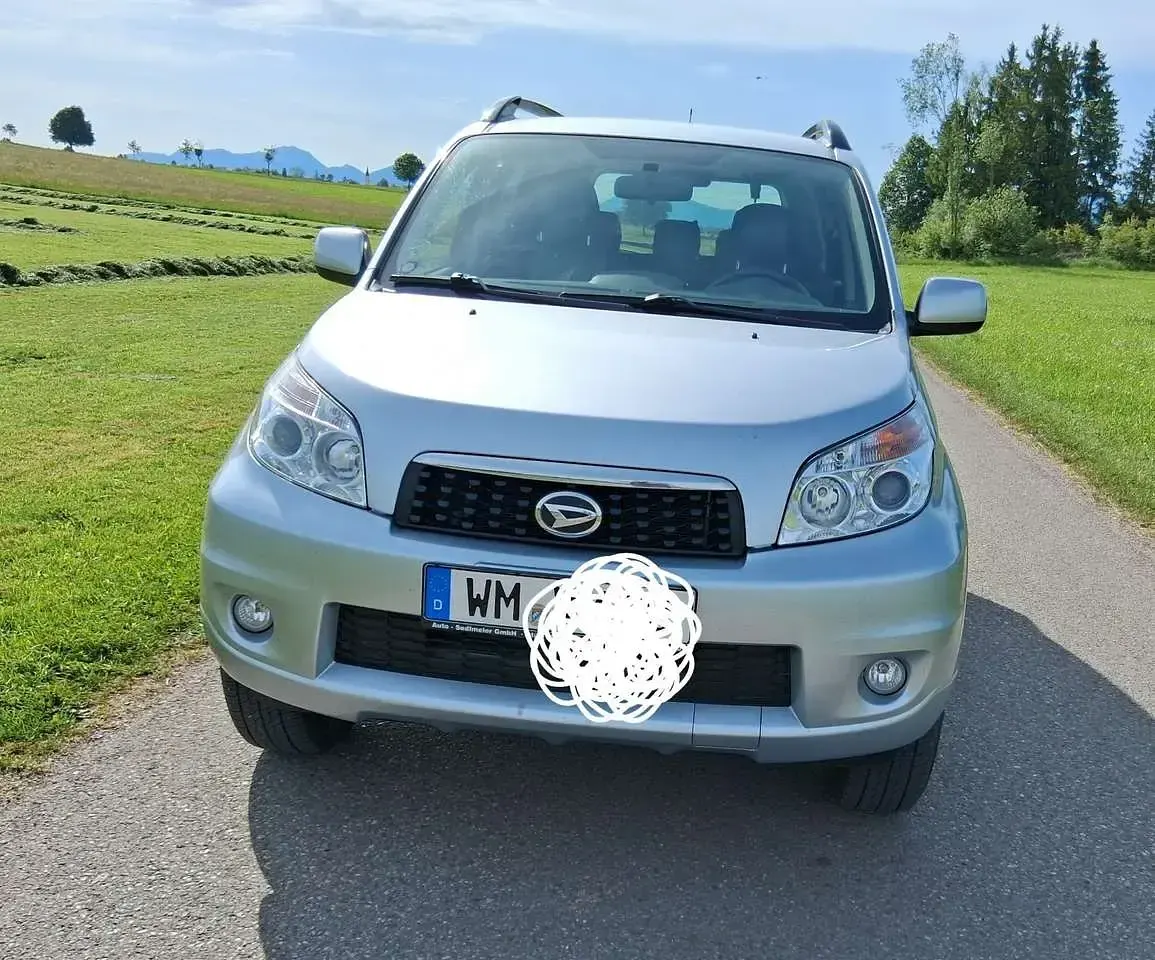 Gebraucht Daihatsu Terios 105 PS (77 kW) 2011 Silber SUV