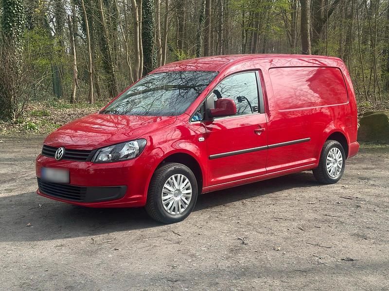 Gebraucht VW Caddy Maxi 105 PS (77 kW) 2015 Rot Van / Kleinbus