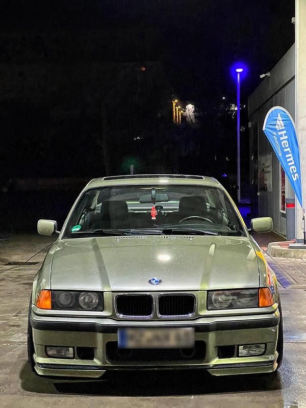 Gebraucht 1996 BMW 318 Coupé | 6.700 € (Fairer Preis) - Bild 1/4