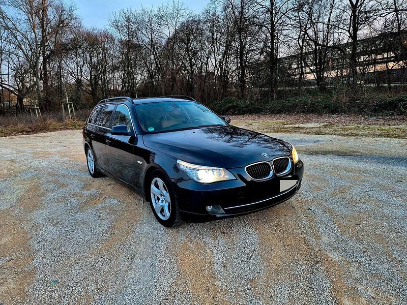 Gebraucht BMW 520 170 PS (125 kW) 2009 Schwarz Kombi