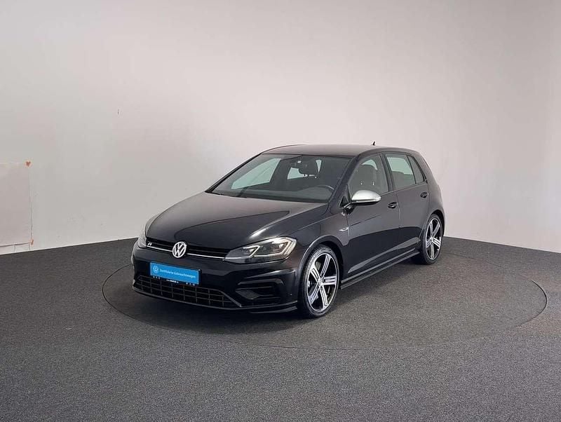 Gebraucht VW Golf VIII R 300 PS (220 kW) 2020 Deep black perleffekt Limousine
