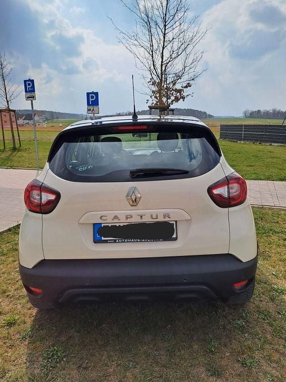 Gebraucht Renault Captur Life 90 PS (66 kW) 2018 Beige SUV