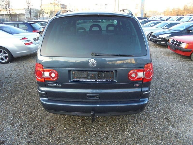 Gebraucht VW Sharan Sportline 131 PS (96 kW) 2005 Grau Van / Kleinbus