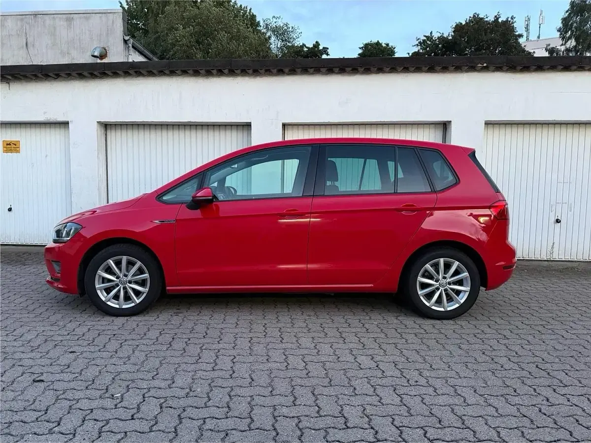 Gebraucht VW Golf VII 86 PS (63 kW) 2015 Rot Limousine