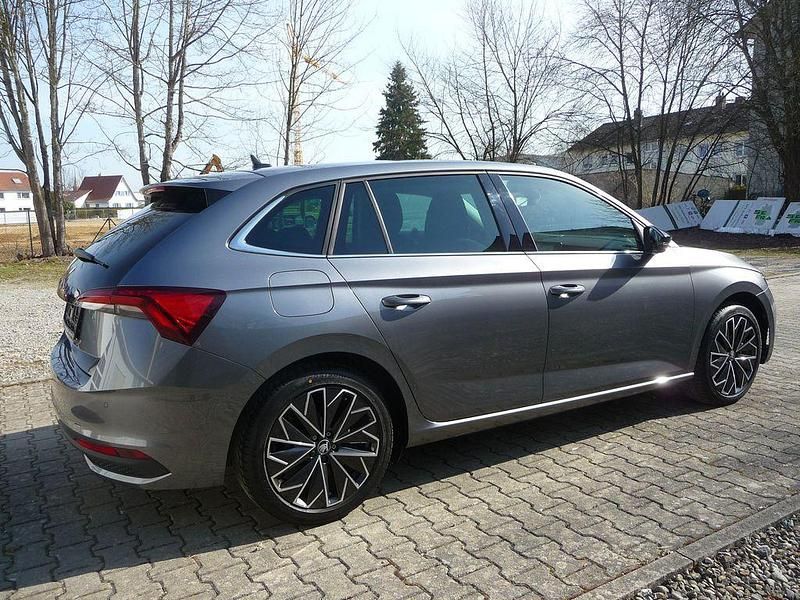 Gebraucht Skoda Scala Selection 116 PS (85 kW) 2025 Grau Kleinwagen