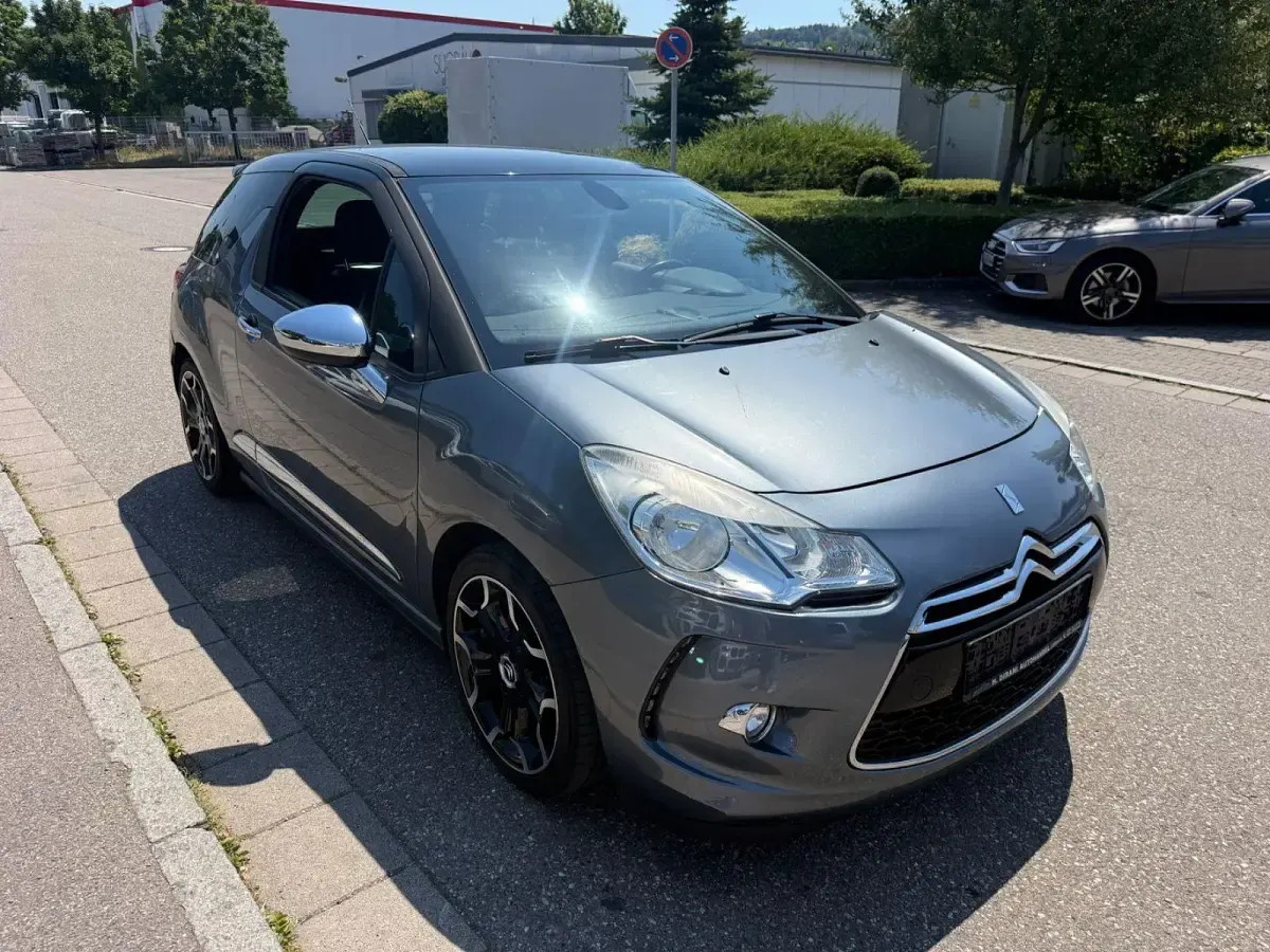 Gebraucht Citroën DS3 Sport Chic 156 PS (114 kW) 2011 Schwarz Kleinwagen